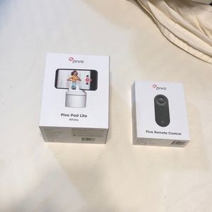 “Pivo Pod Lite” in white, standard black “Pivo Remote Control”. Never opened.